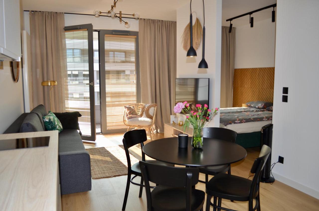 Plac Unii Gold Apartment グディニャ エクステリア 写真